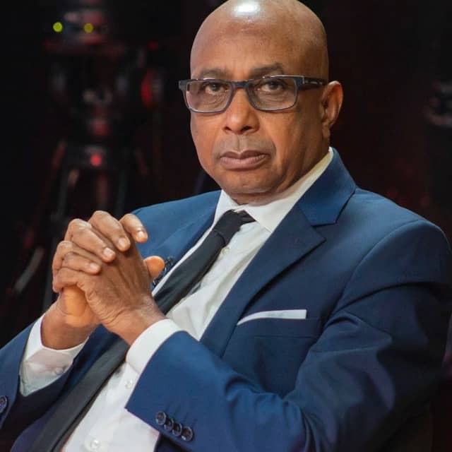 Portrait de Pr Alpha Amadou Bano BARRY, Vice-président — fondateur • Ancien Ministre de l'Éducation nationale